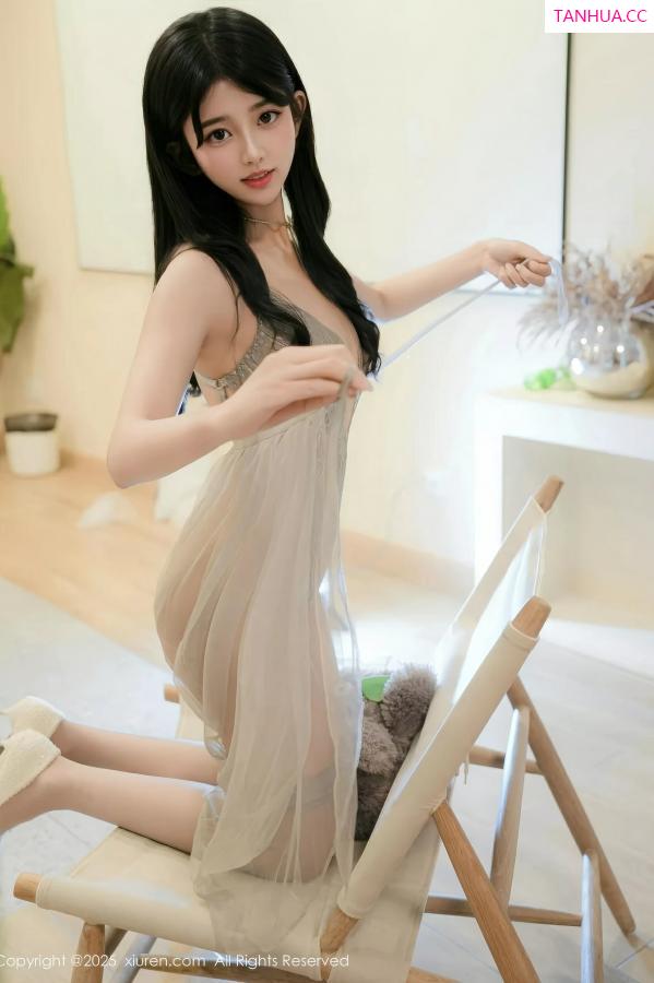 吴佩慈 吴佩慈 [XiuRen]高清写真图 2025.05.28 No.10334 美少女@ 性感长裙第24张图片